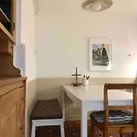 Apartamento Old City Gem-Very Comfy Bed-Bakery Downstairs