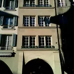 Old City Gem-Very Comfy Bed-Bakery Downstairs * Berna