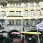 Old City Gem-Very Comfy Bed-Bakery Downstairs *