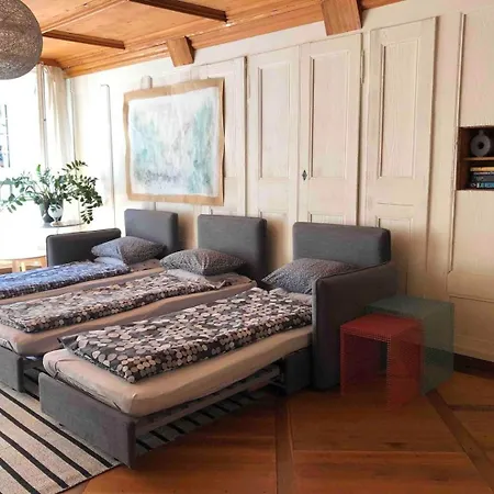 Old Gem-very Comfy Bed-bakery Downstairs ベルン