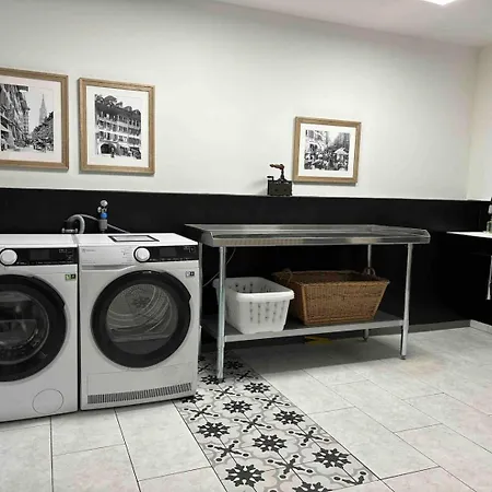 Apartamento Old City Gem-Very Comfy Bed-Bakery Downstairs