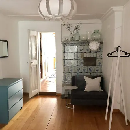 Old Town Gem Comfy Queen Bed & Fast Wifi *