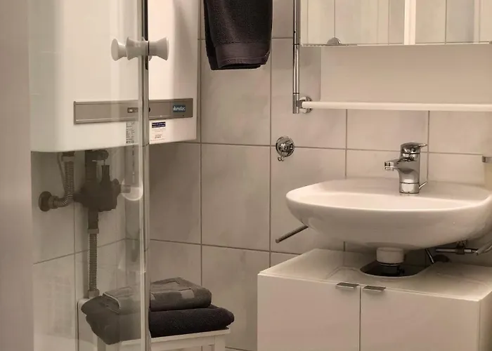 Old Town Gem Comfy Queen Bed & Fast Wifi * Bern