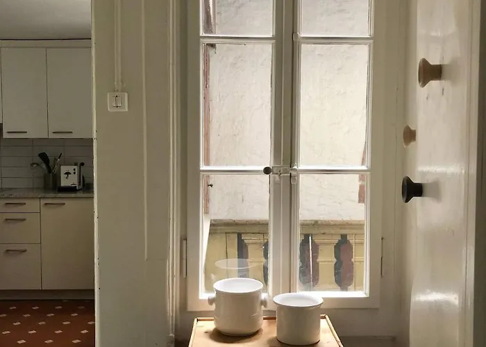 Old Town Gem Comfy Queen Bed & Fast Wifi