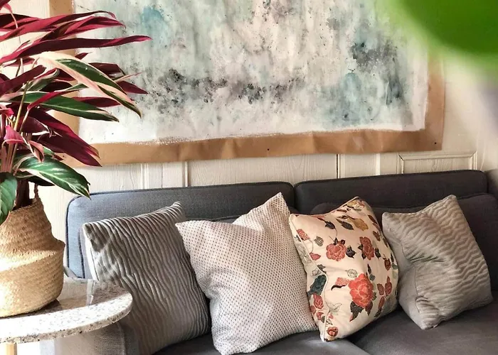 Old Town Gem Comfy Queen Bed&fast Wifi Apartment Bern