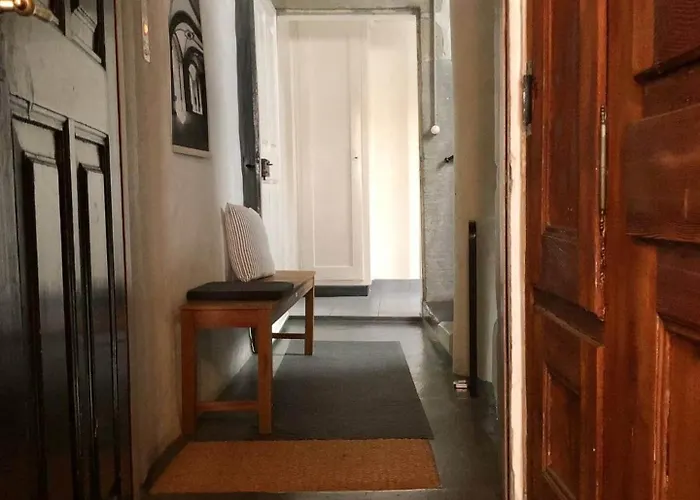 Old Town Gem Comfy Queen Bed&fast Wifi